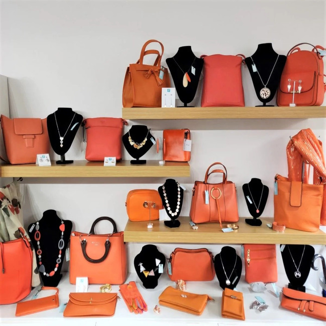 Access Store